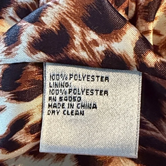 Kasper 2 Piece Classic Pant Suit - Picture 8 of 15